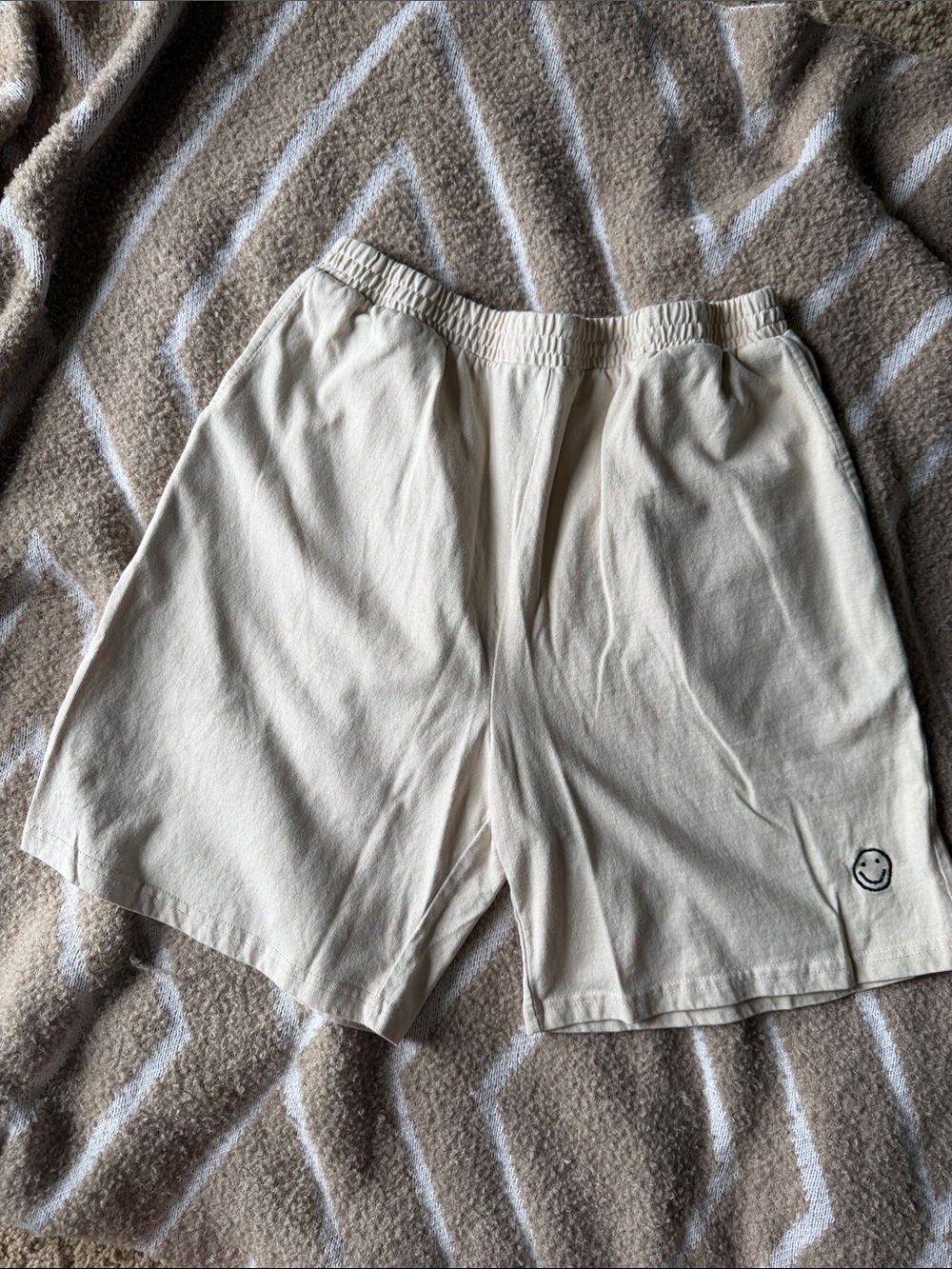NWOT Things Between Cream Smiley Face Athletic Shorts 😊